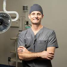 Dr. Daniel Lee